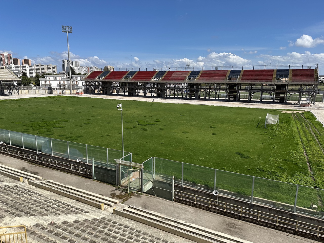 Stadio E. Iacovone - Taranto - D.LL - foto 5 - dimensioni grandi